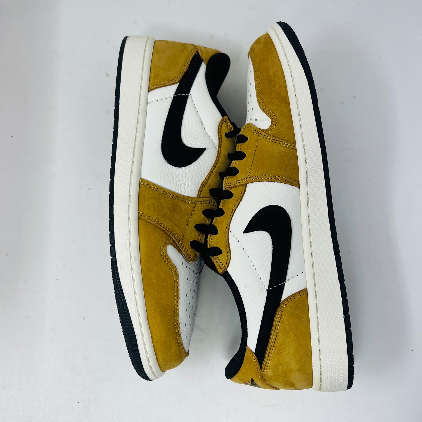 Jordan 1 Low OG Rookie of the Year