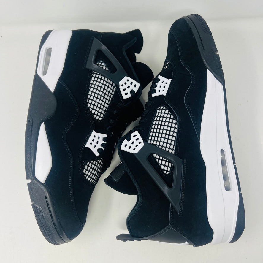 Jordan 4 Retro White Thunder