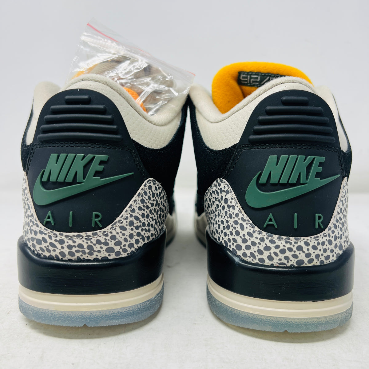 Jordan 3 Retro atmos