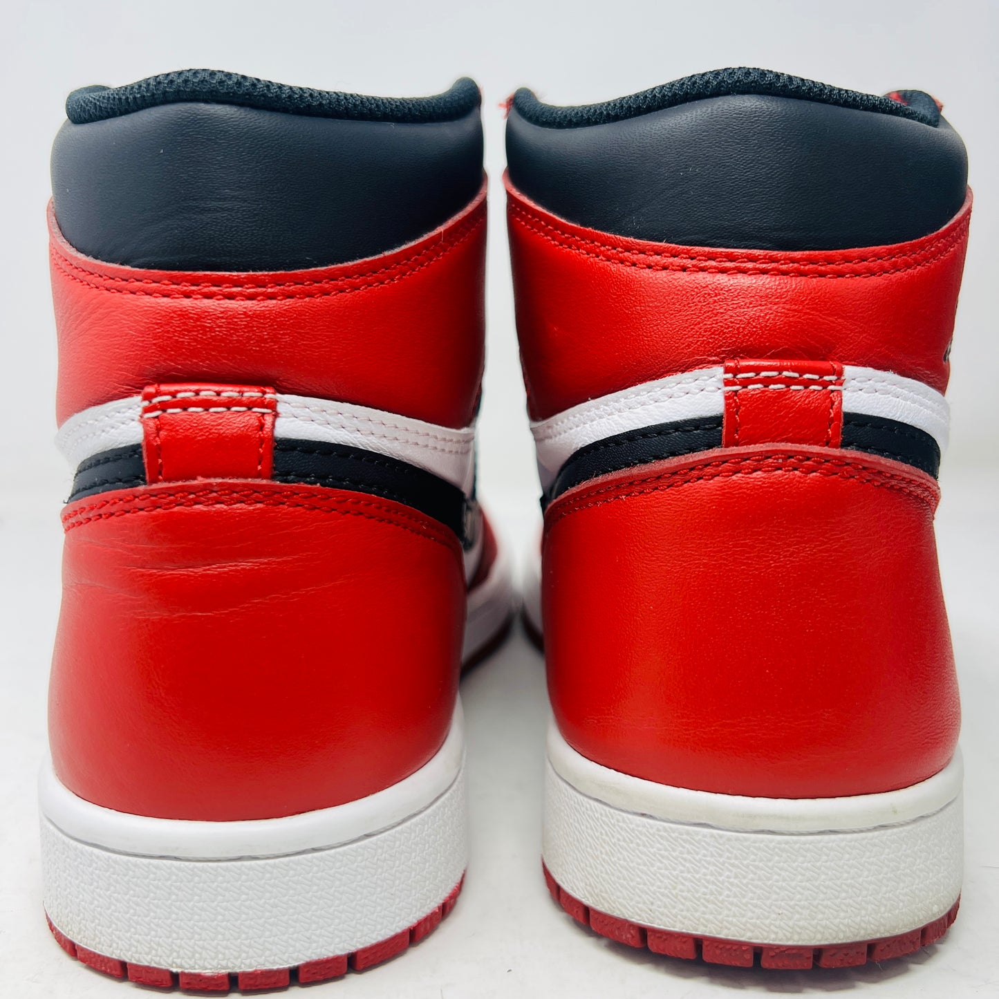 Jordan 1 Retro Chicago (2015)