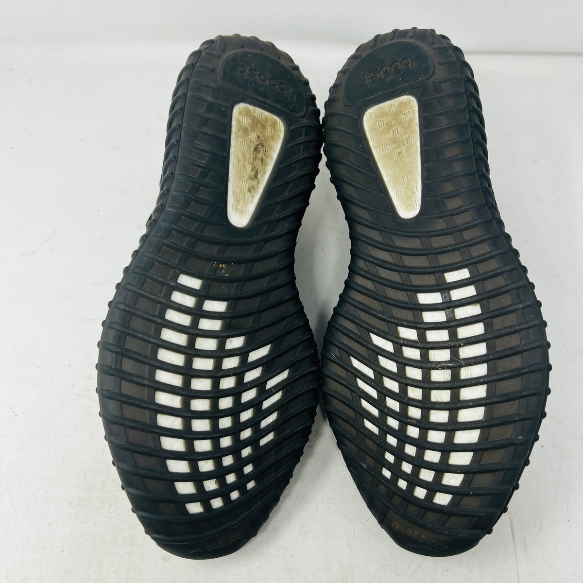 adidas Yeezy Boost 350 V2 Black Red