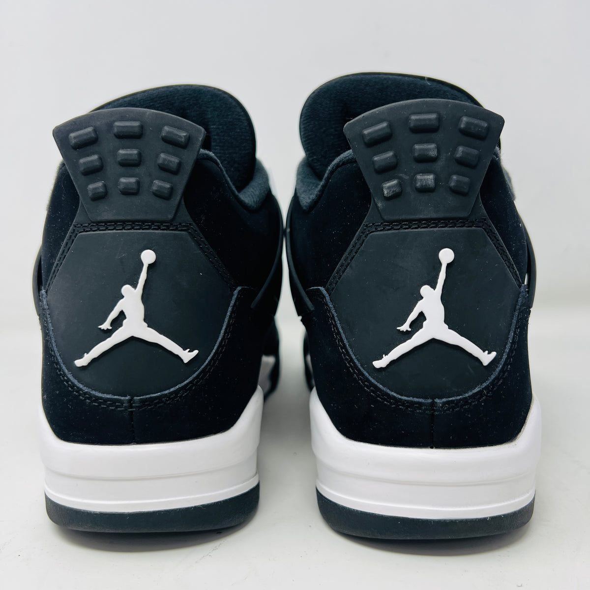 Jordan 4 Retro White Thunder