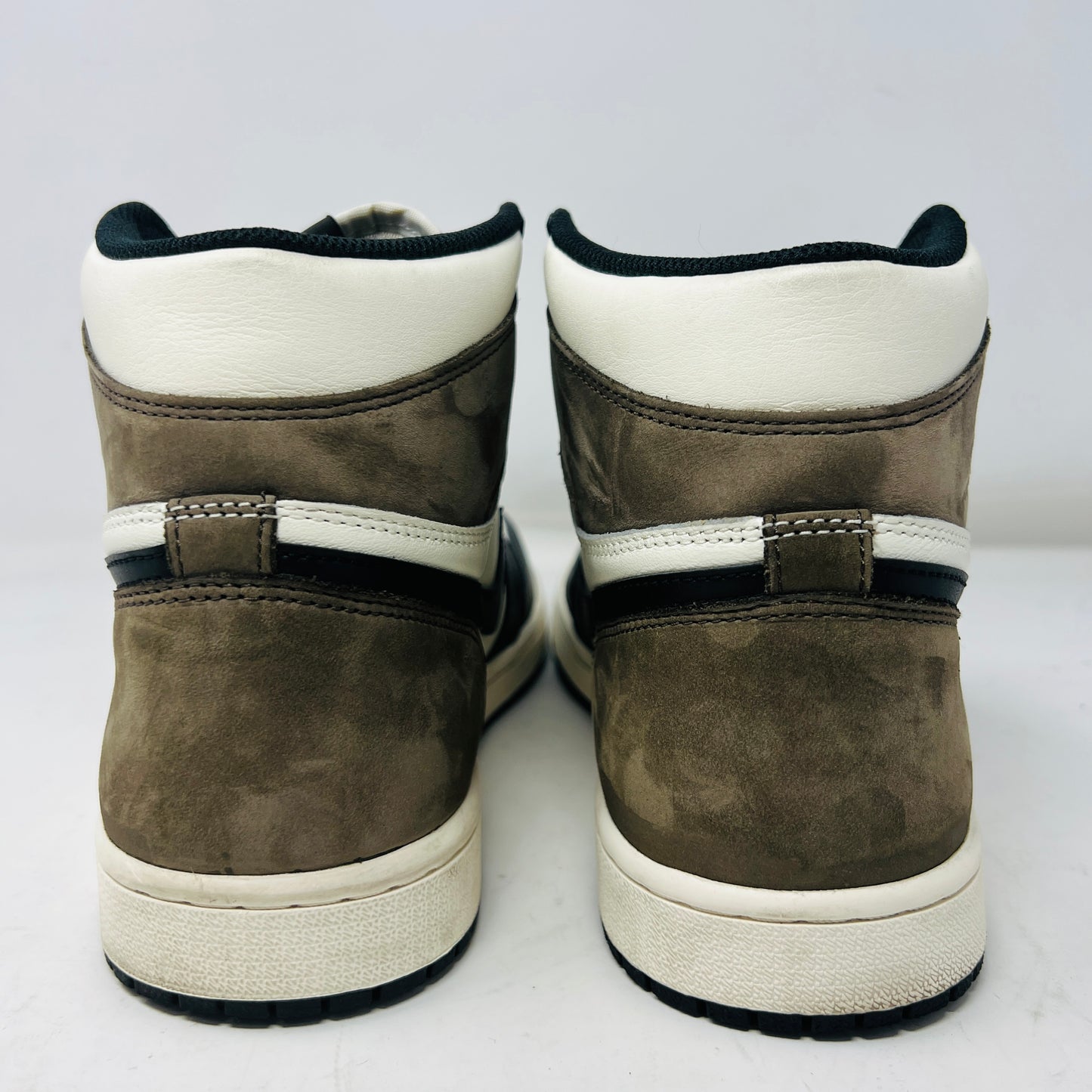 Jordan 1 Retro High Dark Mocha