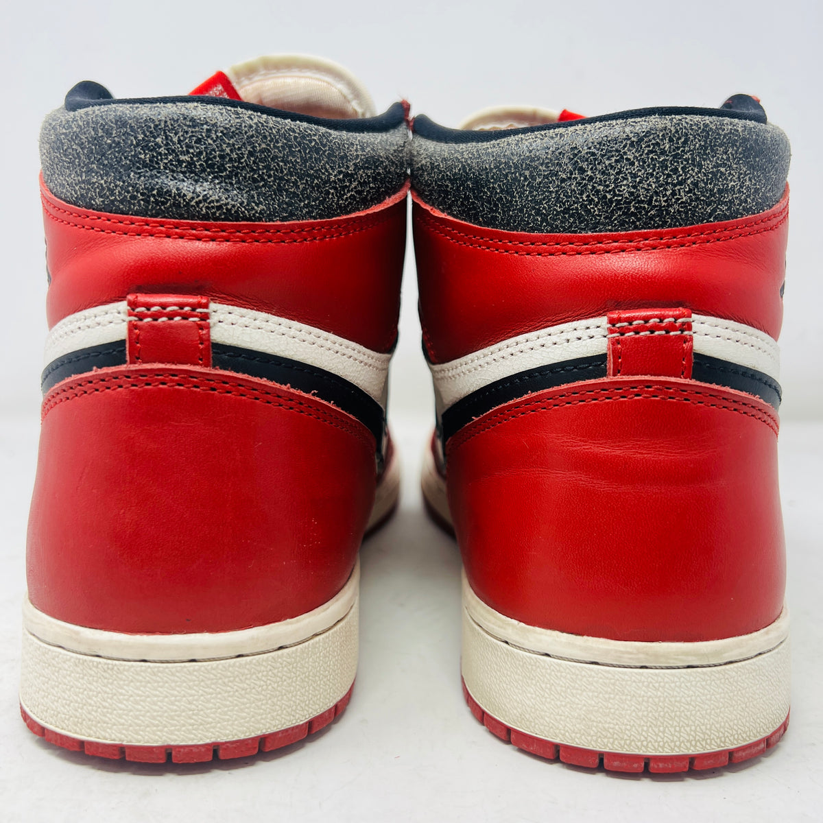 Jordan 1 Retro High OG Chicago Lost and Found