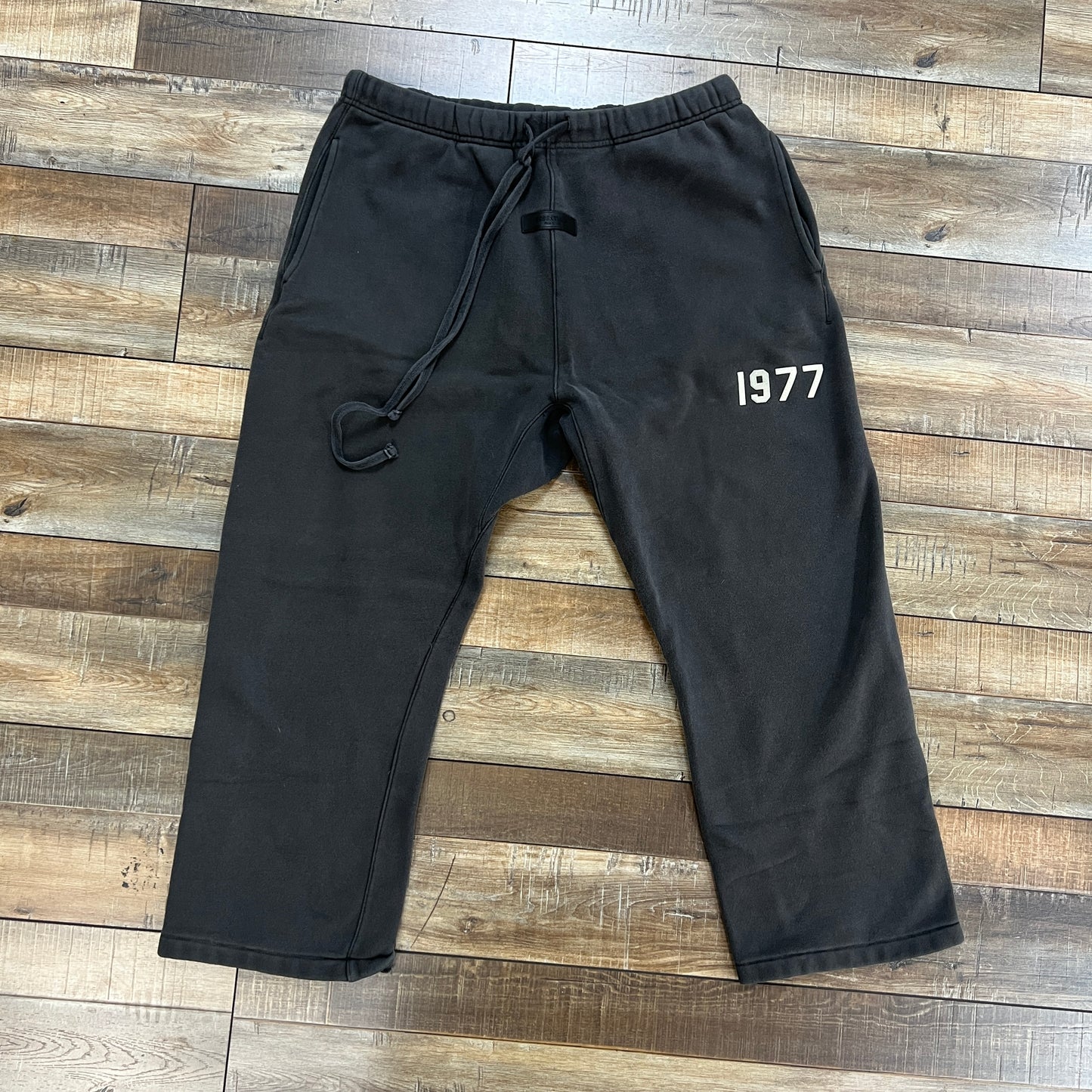 Fear Of God Essentials 1977 Iron Relaxed Fit Straight Sweatpants