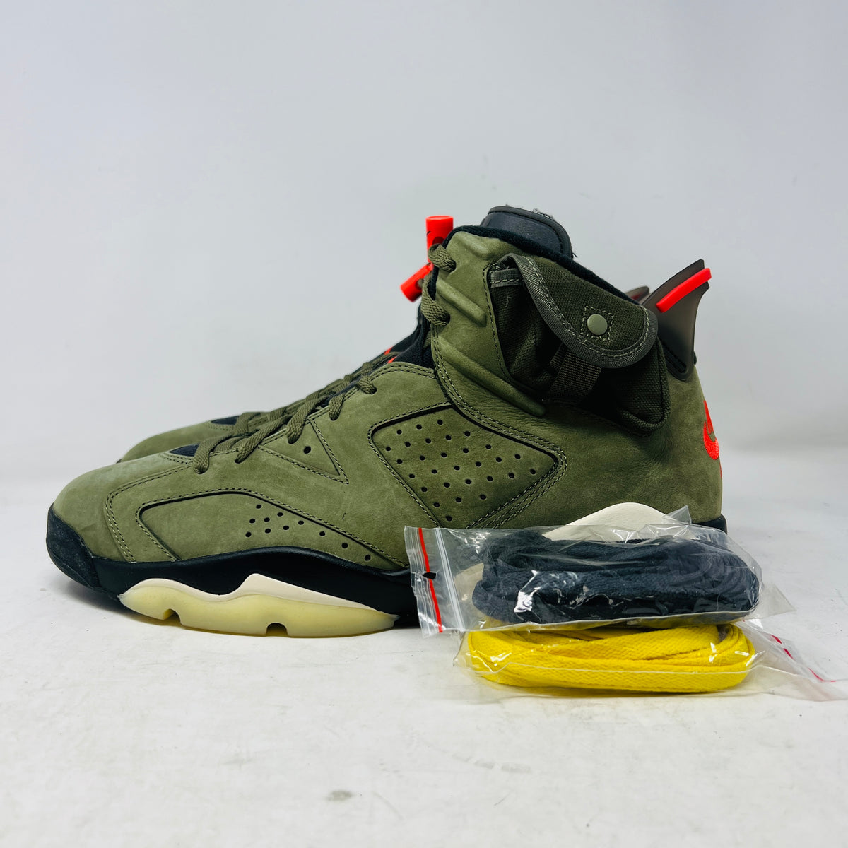 Jordan 6 Retro Travis Scott