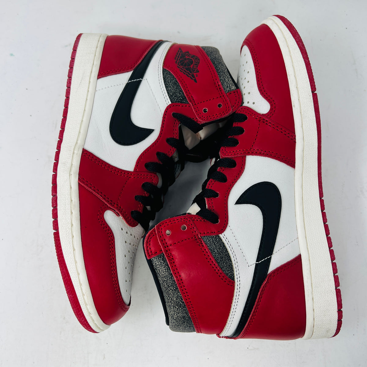 Jordan 1 Retro High OG Chicago Lost and Found