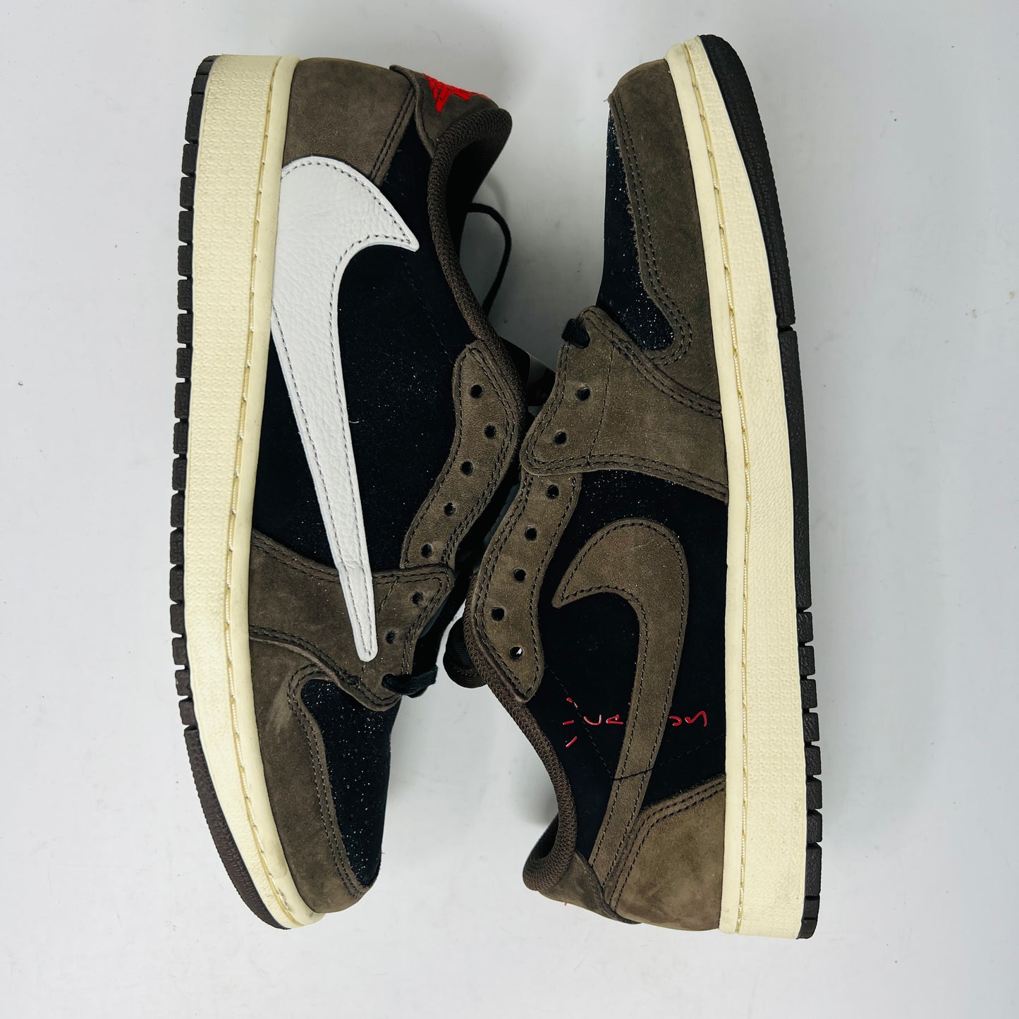 Jordan 1 Retro Low OG SP Travis Scott Mocha