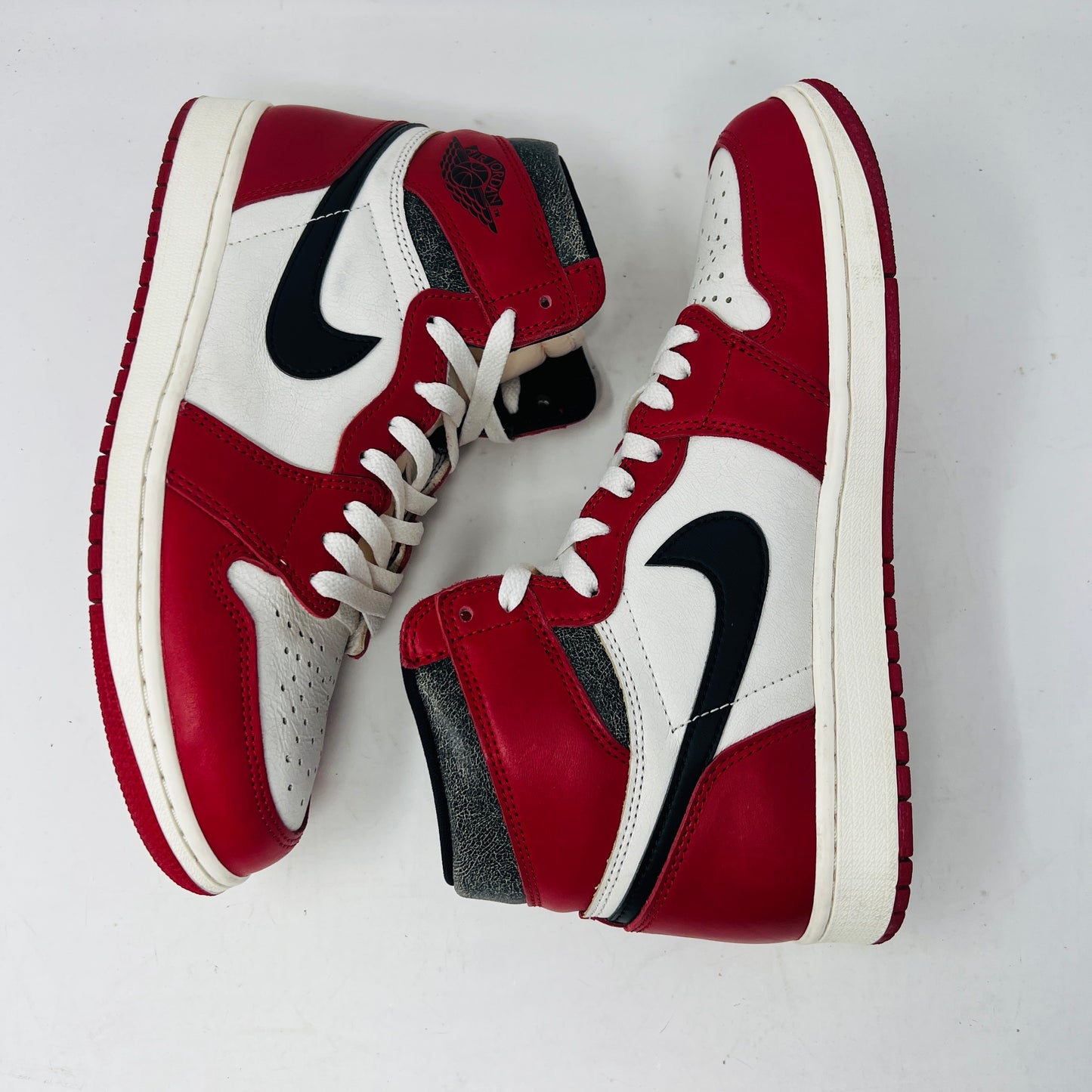 Jordan 1 Retro High OG Chicago Lost and Found