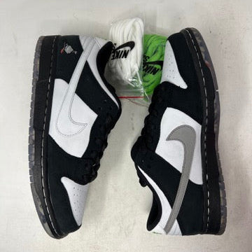 Nike SB Dunk Low Staple Panda Pigeon