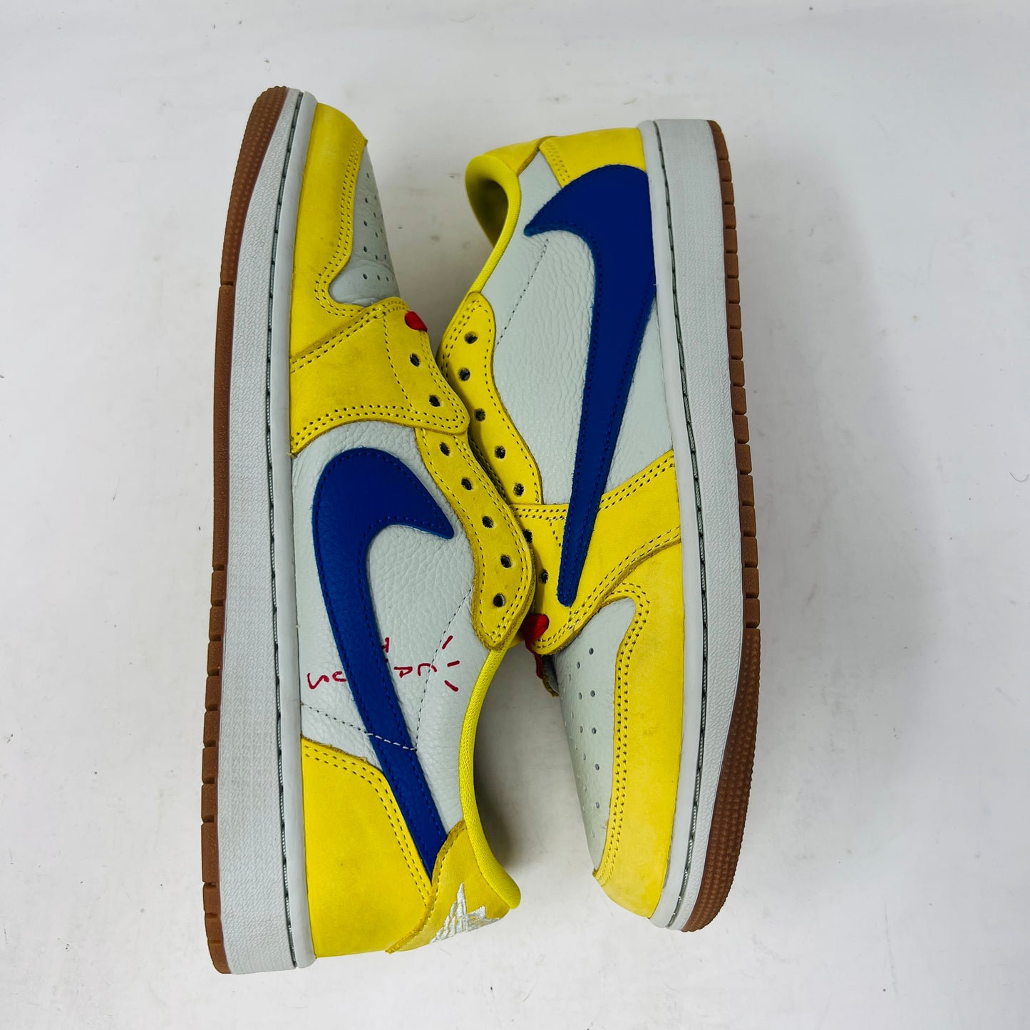 Jordan 1 Retro Low OG SP Travis Scott Canary (Women's)