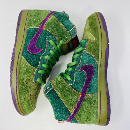 Nike SB Dunk High Skunk 420