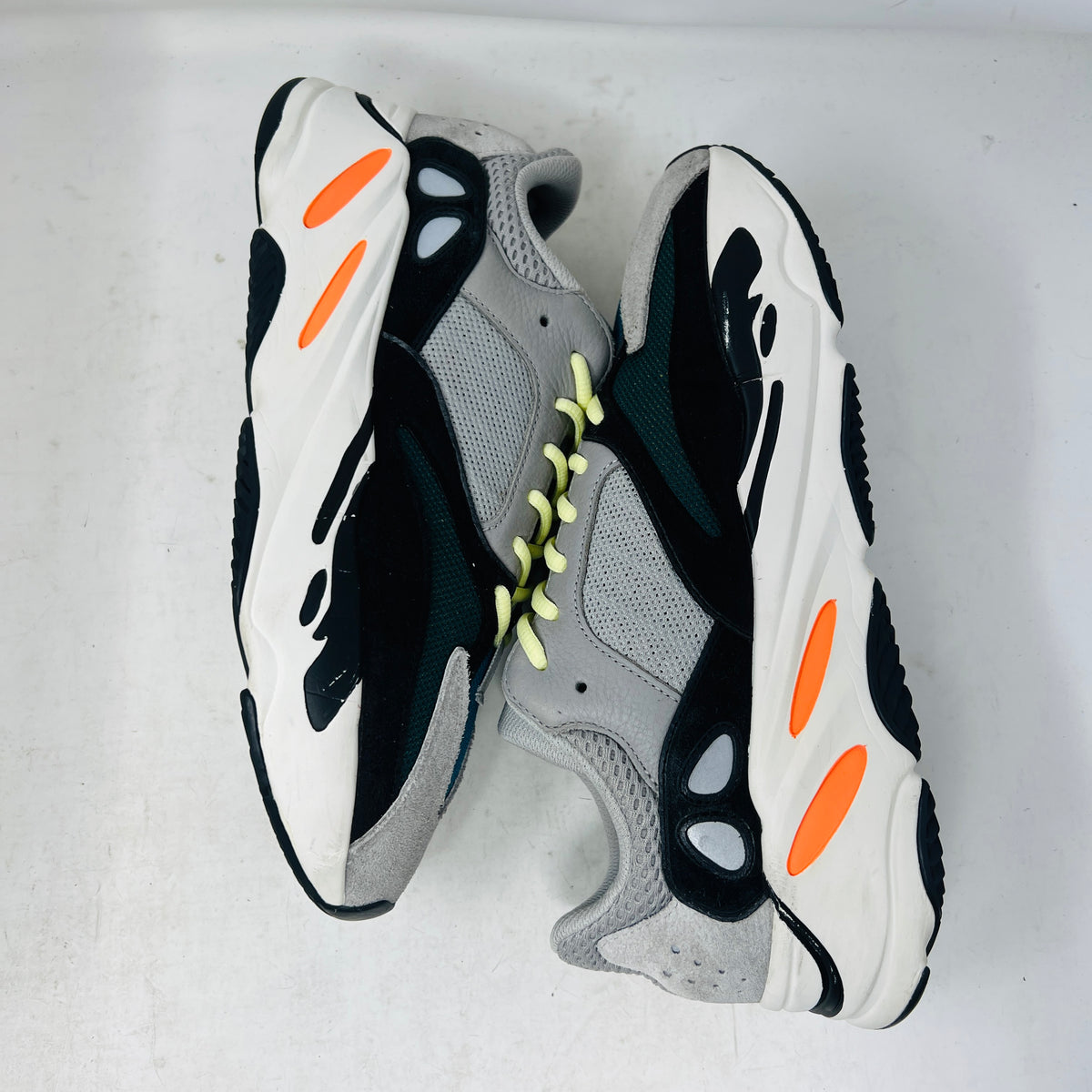 adidas Yeezy Boost 700 Wave Runner