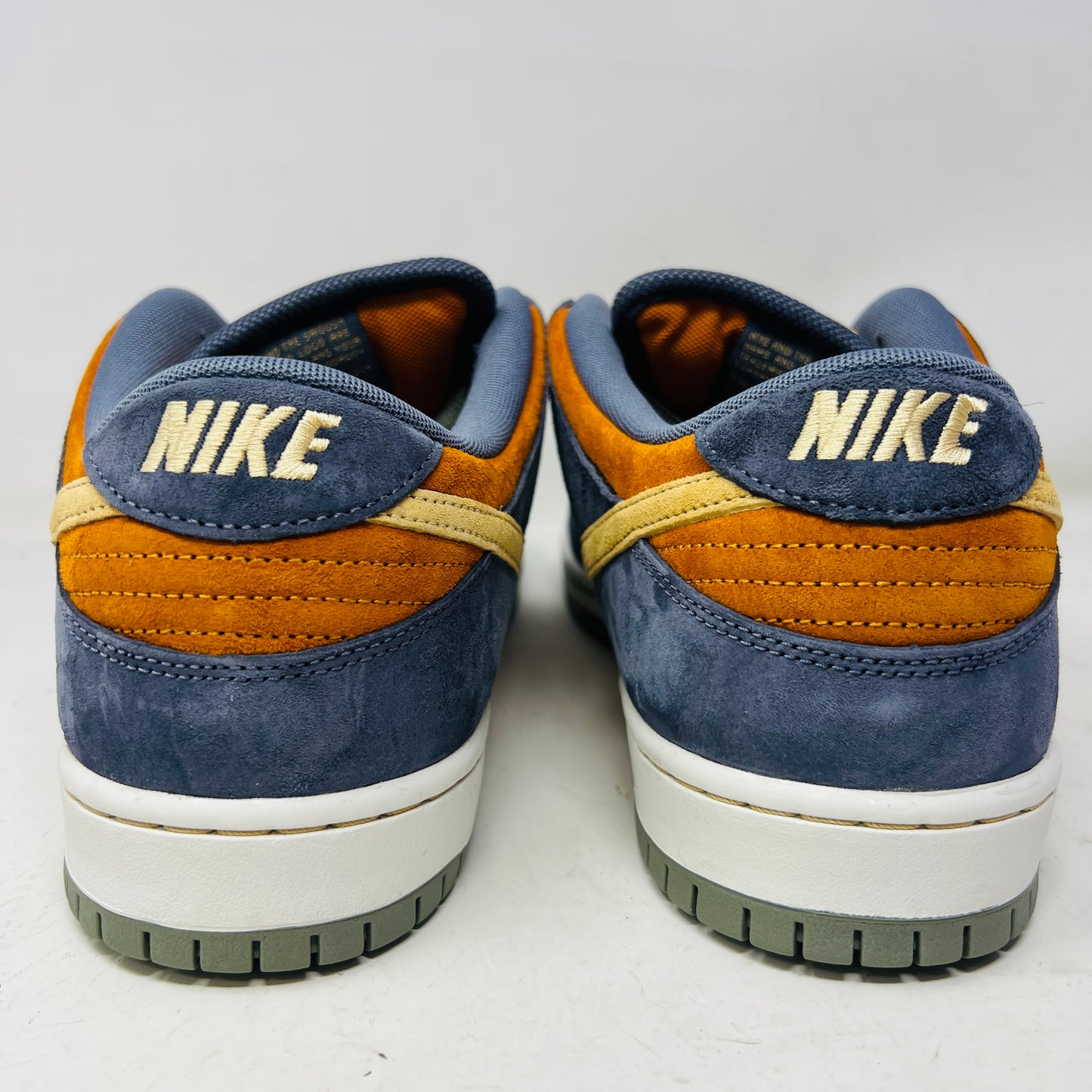 Nike SB Dunk Low Light Carbon Monarch