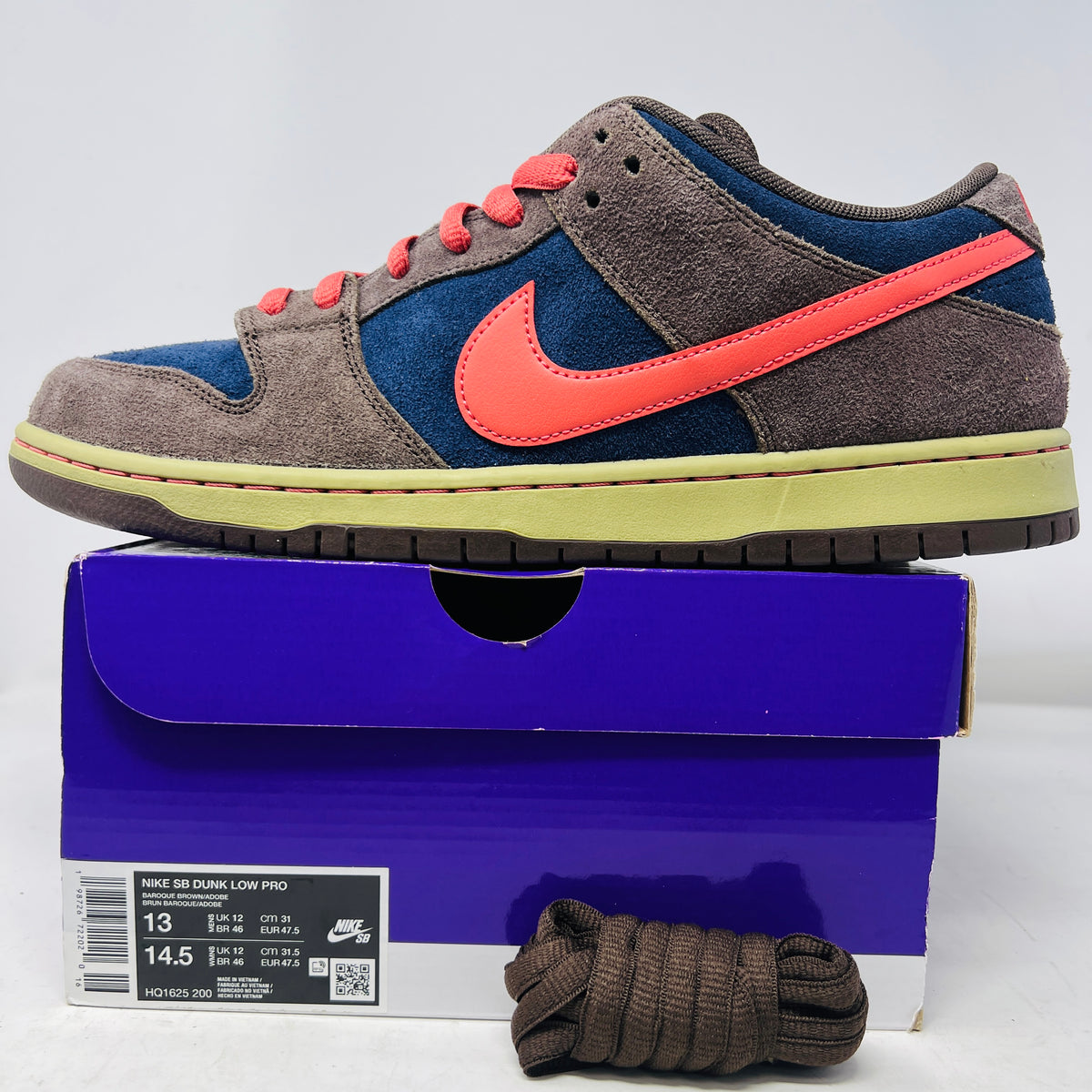 Nike SB Dunk Low Pro Baroque Brown Adobe