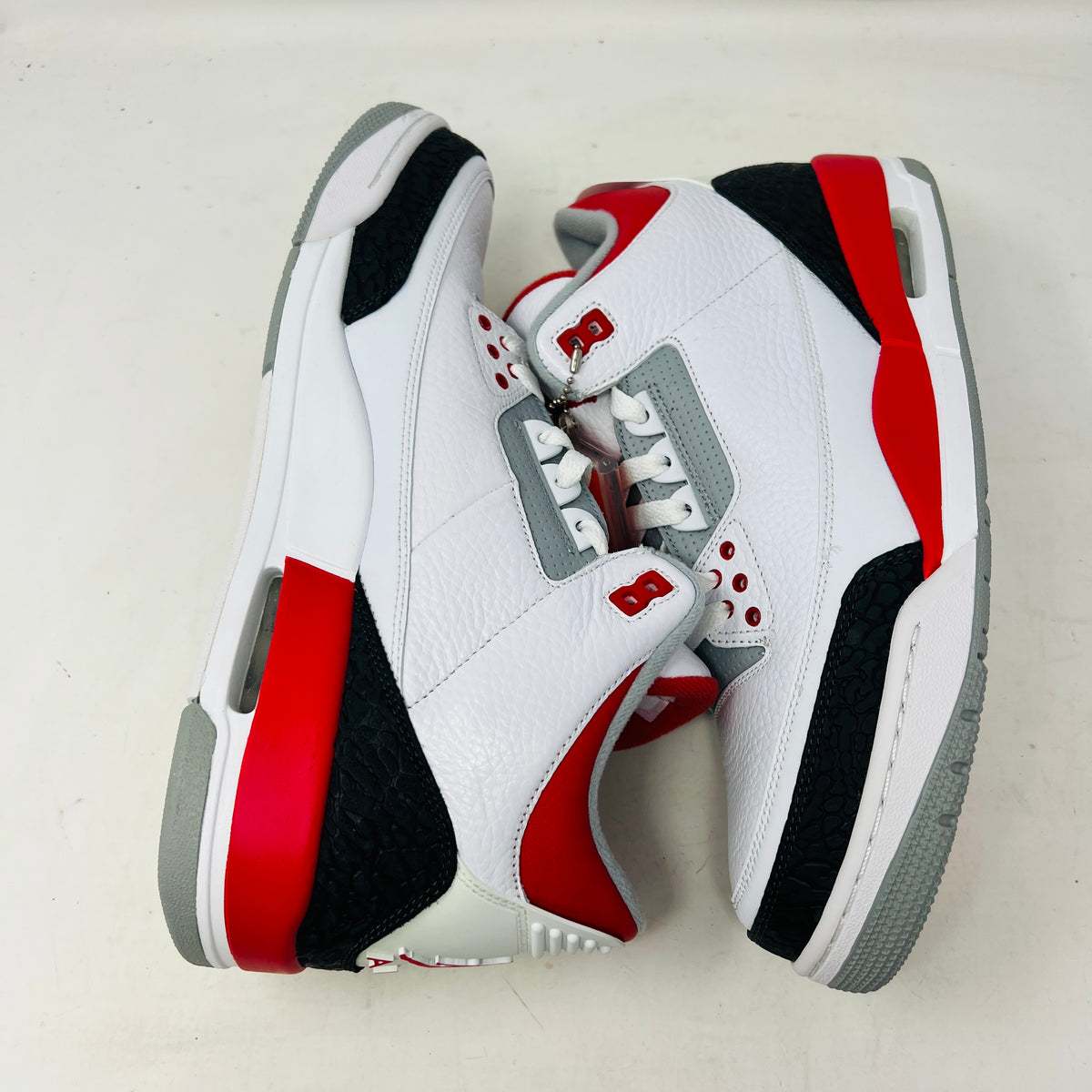 Jordan 3 Retro Fire Red (2013)