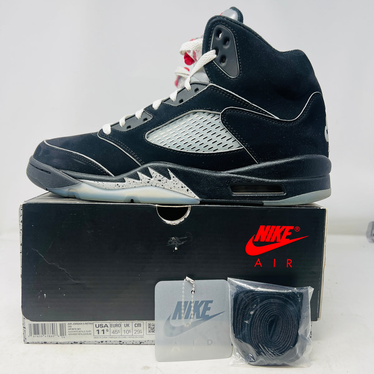 Jordan 5 Retro OG Black Metallic Reimagined