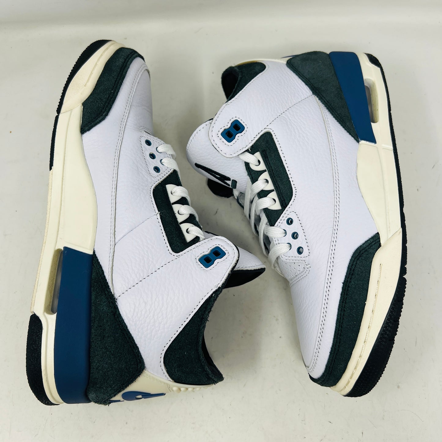 Jordan 3 Retro OG SP A Ma Maniére Diffused Blue