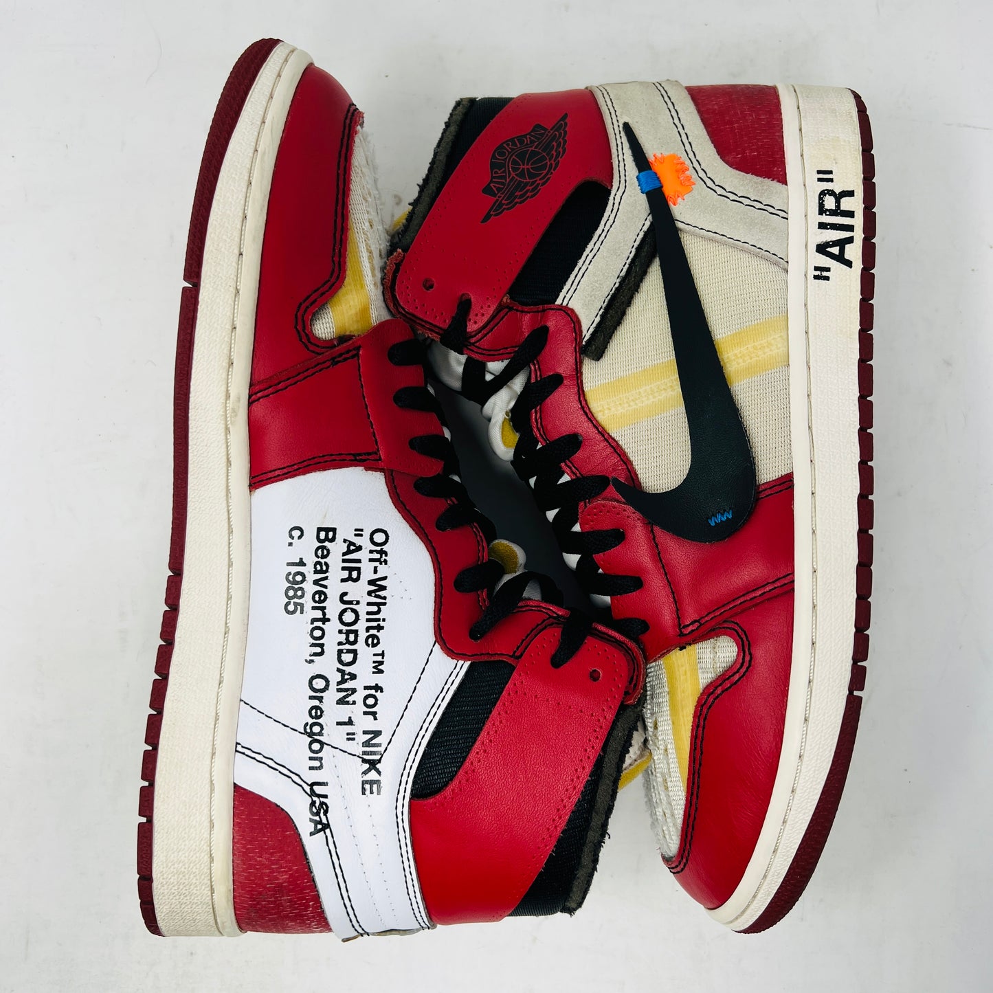 Jordan 1 Retro High Off-White Chicago