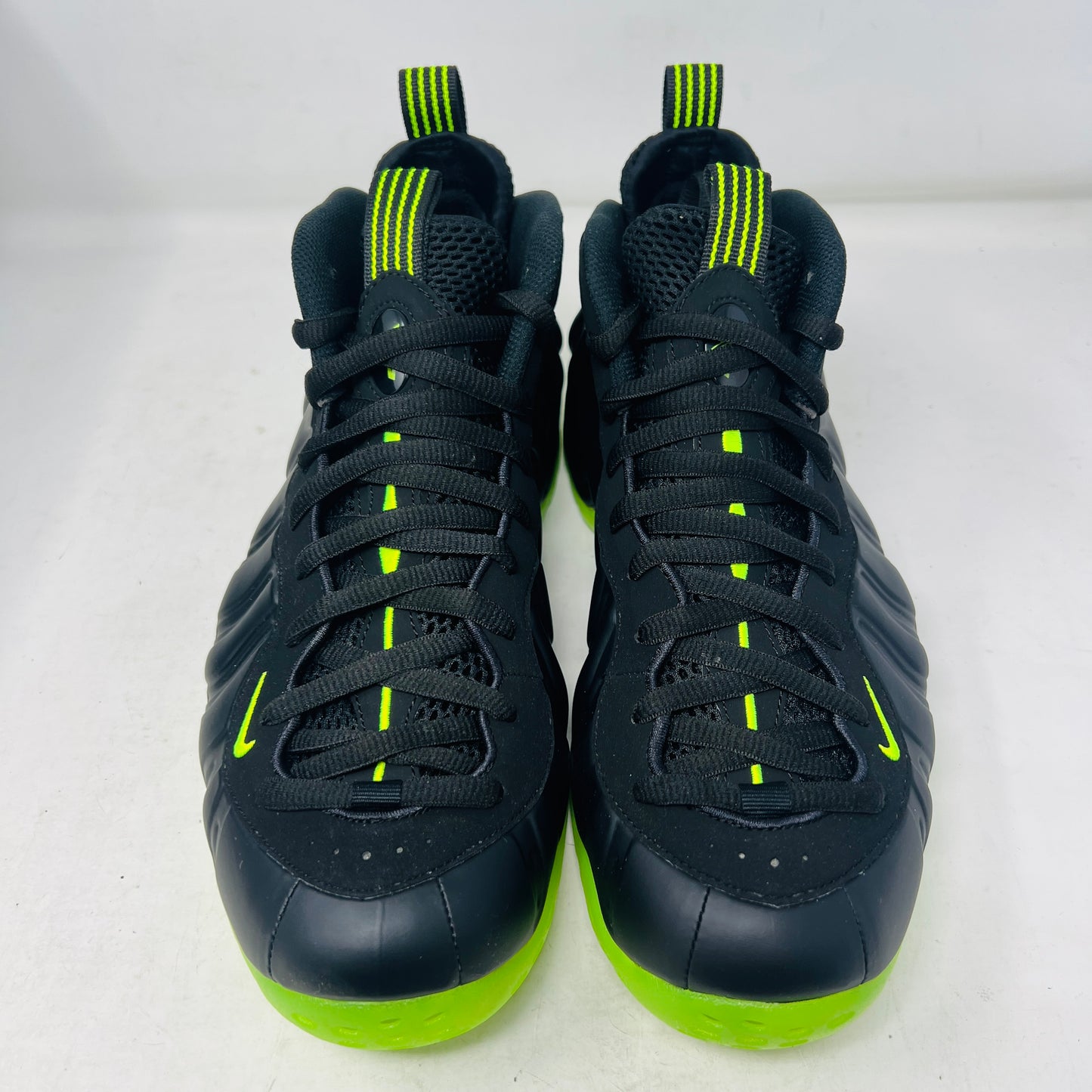 Nike Air Foamposite One Black Volt