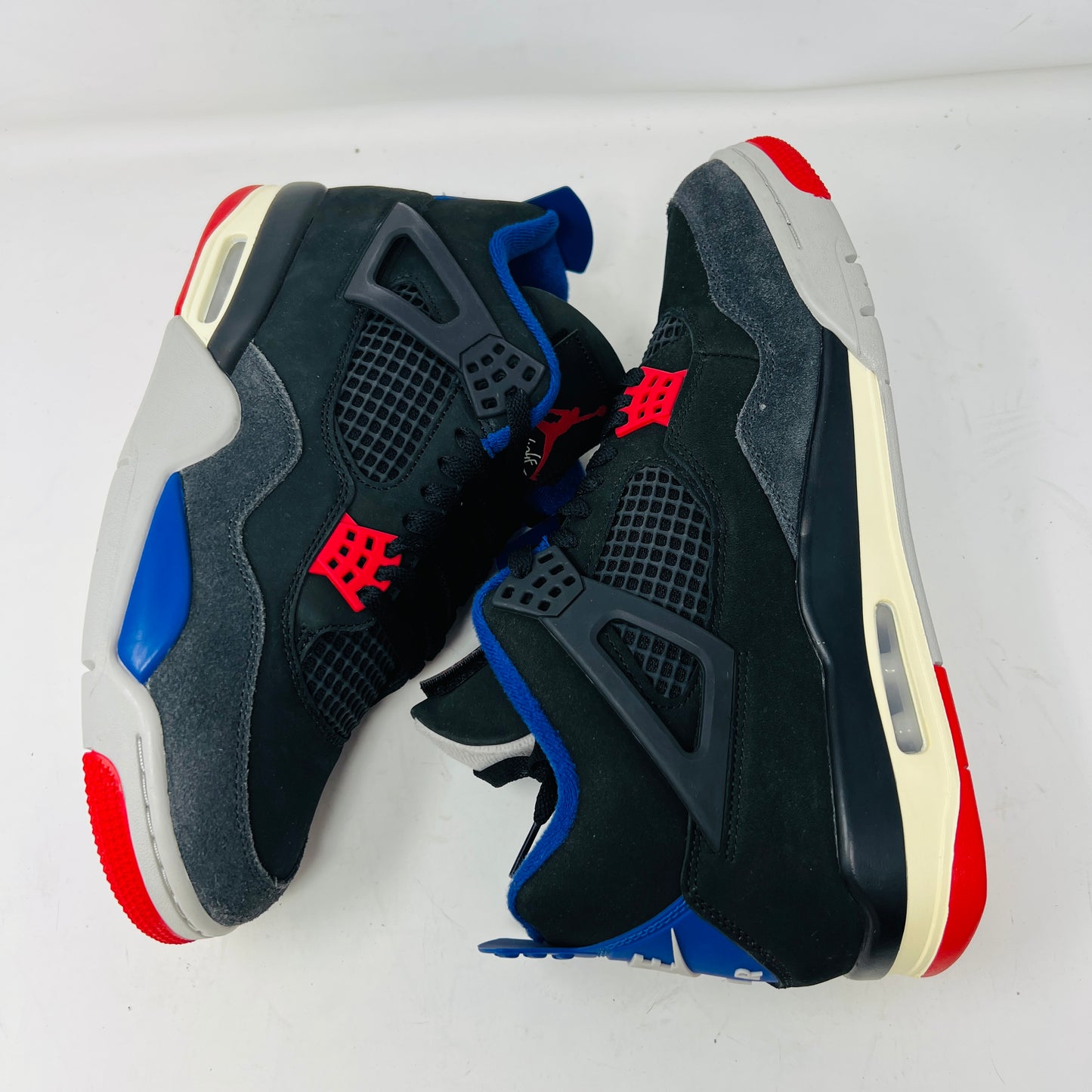 Jordan 4 Retro Rare Air (1 GOLD 1 WHITE)