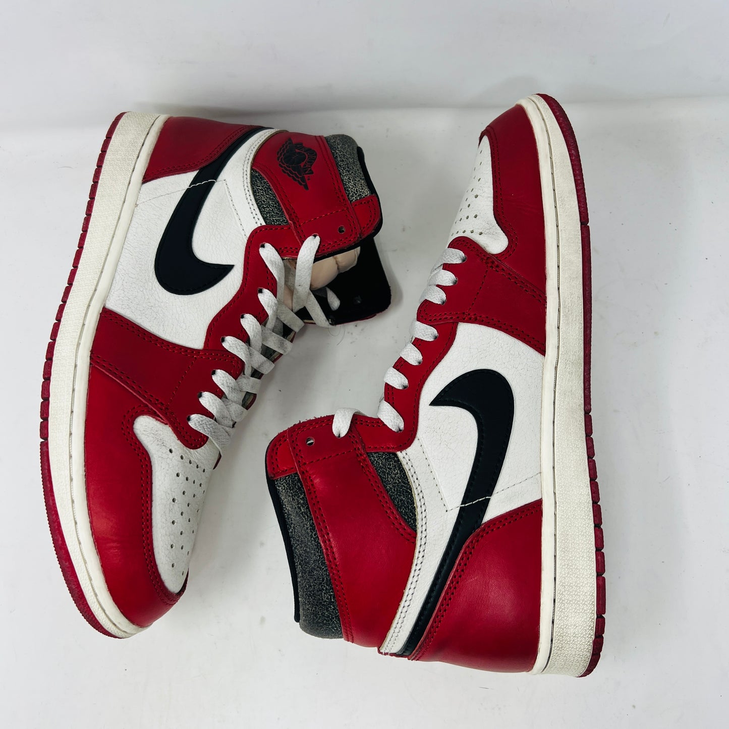 Jordan 1 Retro High OG Chicago Lost and Found