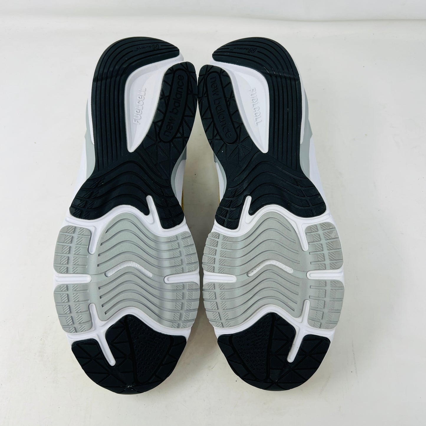 New Balance 990v6 MiUSA Workwear Grey