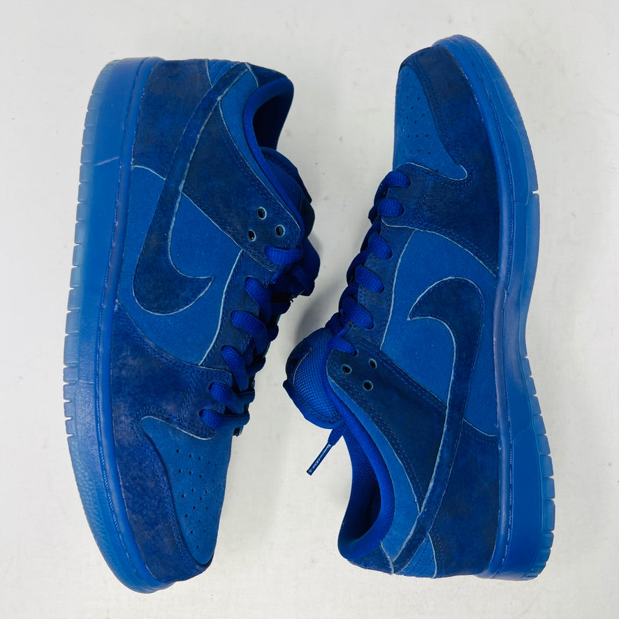 Nike SB Dunk Low Blue Moon