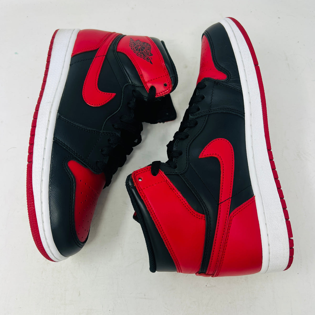 Jordan 1 Retro Bred (2013)