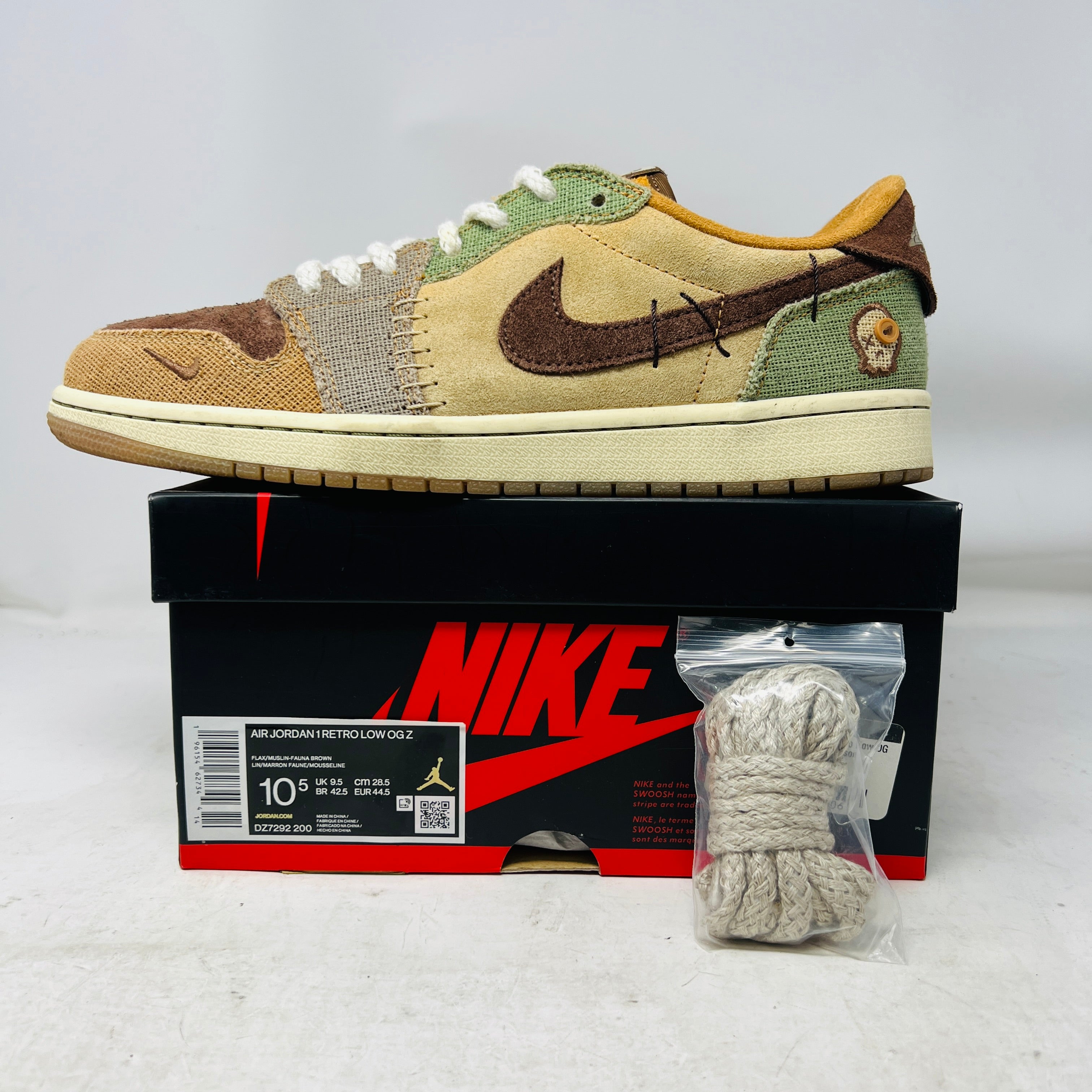 未使用 Nike Air Jordan 1 Retro Low OG Jordan 1 Retro Low OG Zion Williamson Voodoo – Holy Ground