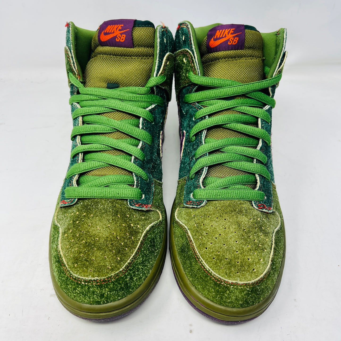 Nike SB Dunk High Skunk 420