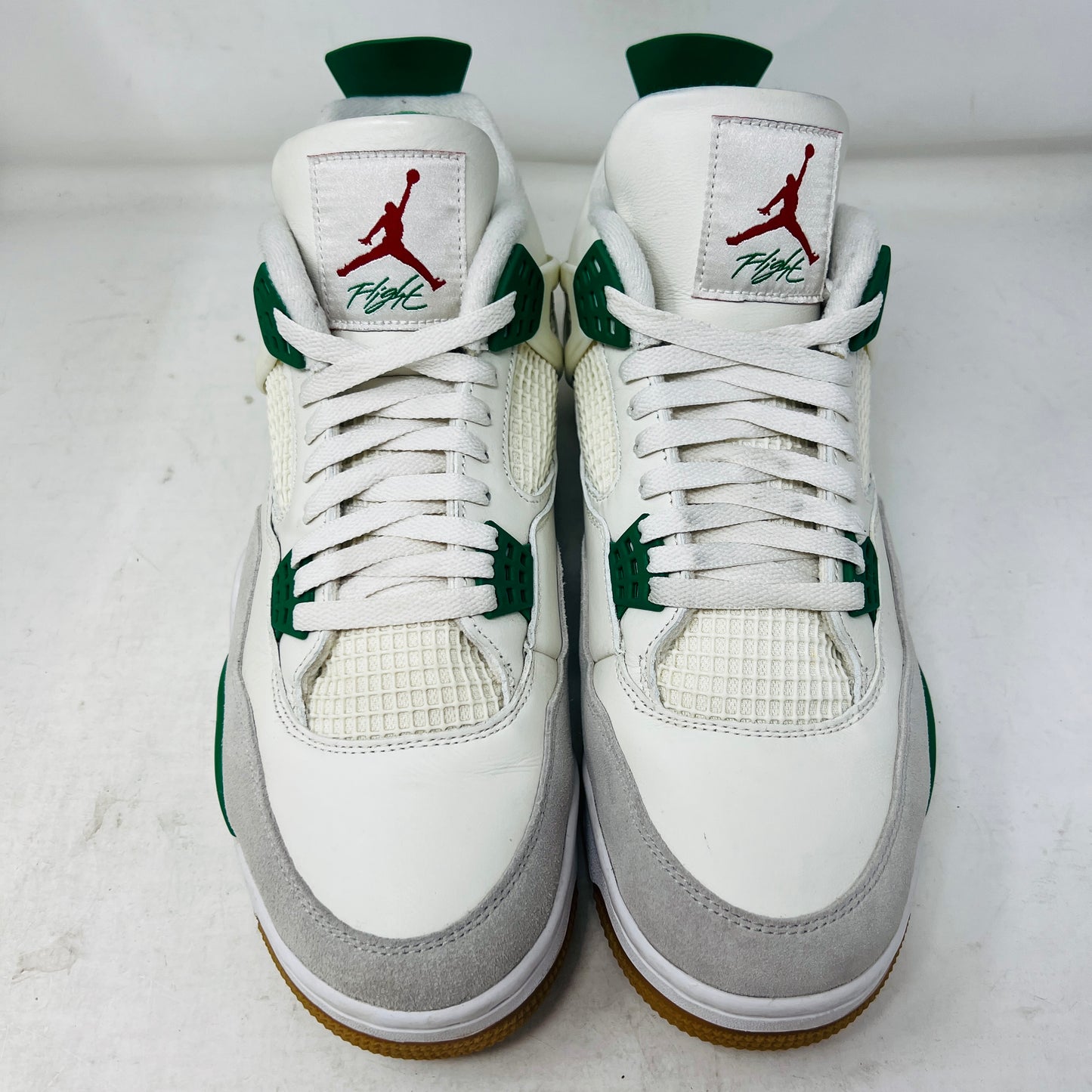 Jordan 4 Retro SB Pine Green