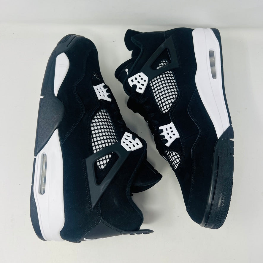 Jordan 4 Retro White Thunder