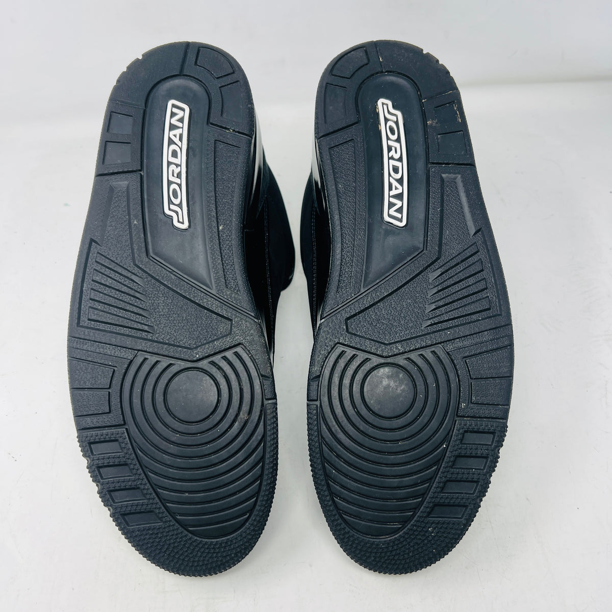 Jordan 3 Retro Black Cat (2025)