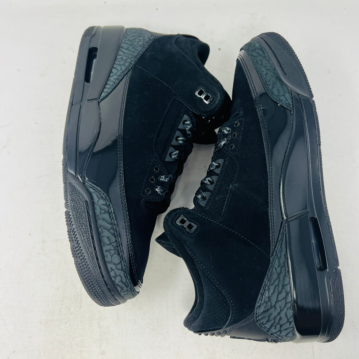Jordan 3 Retro Black Cat (2025)