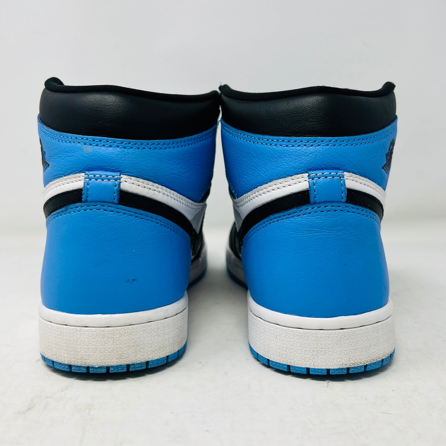Jordan 1 Retro High OG UNC Toe