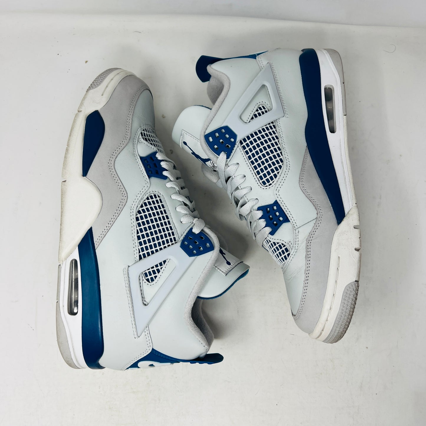 Jordan 4 Retro Military Blue (2024)