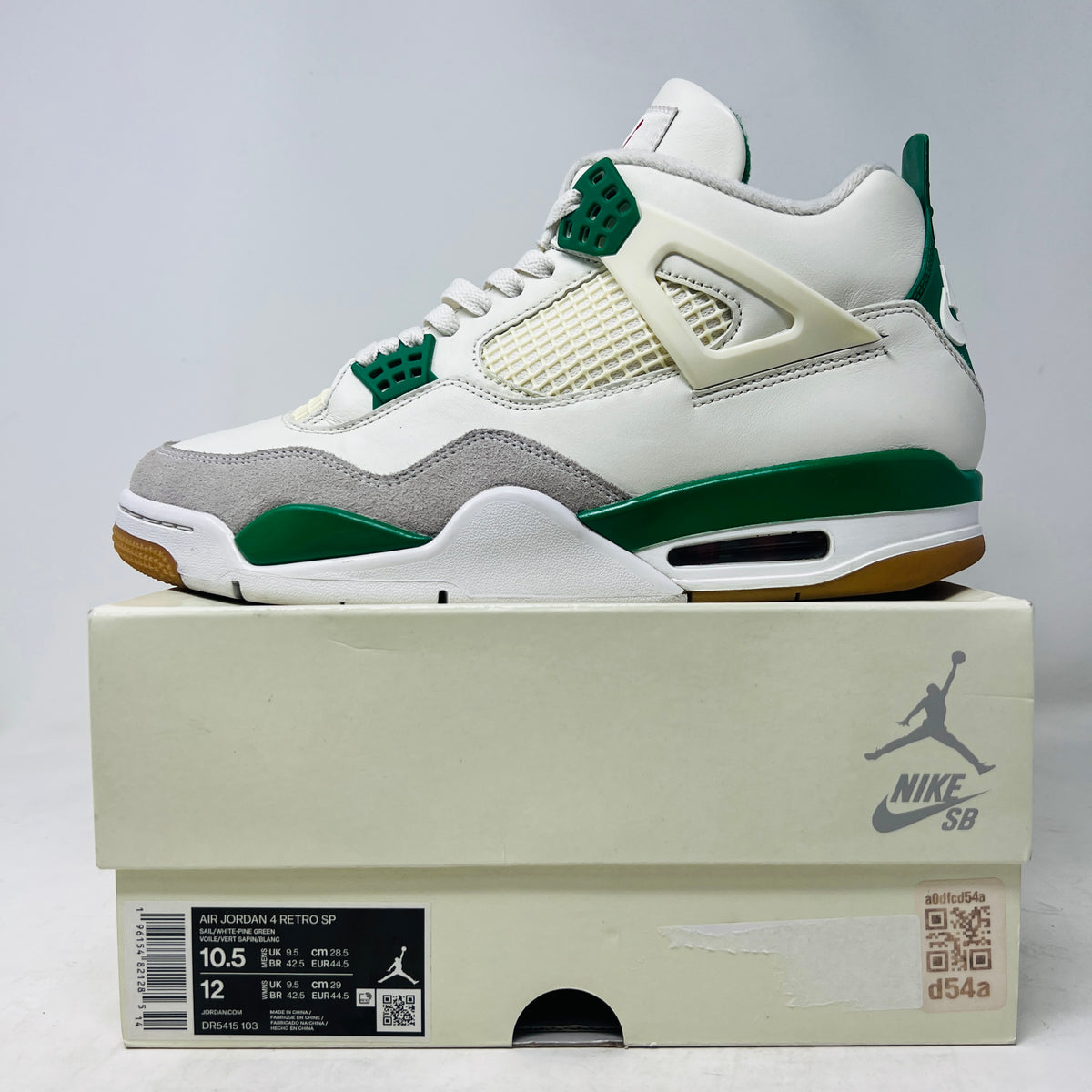 Jordan 4 Retro SB Pine Green