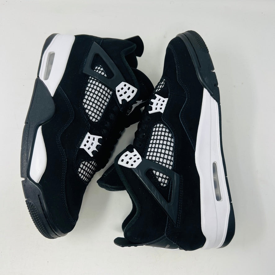 Jordan 4 Retro White Thunder