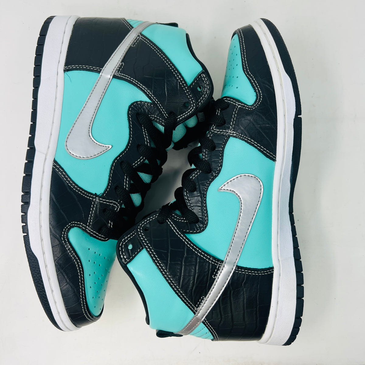 Nike SB Dunk High Diamond Supply Co.