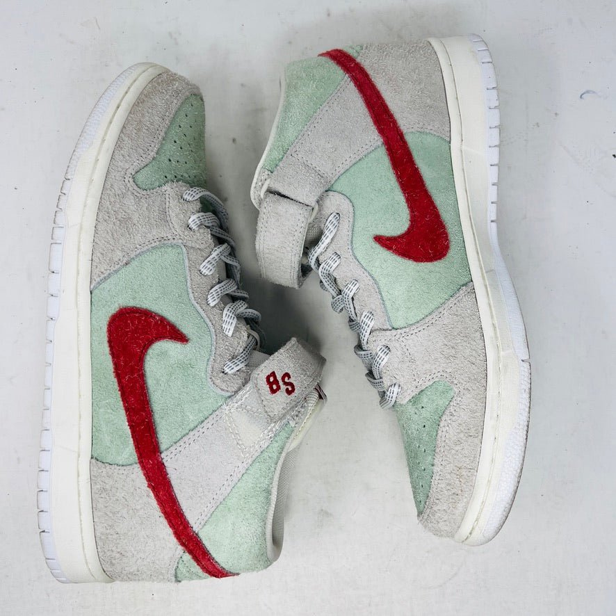 Nike SB Dunk Mid White Widow