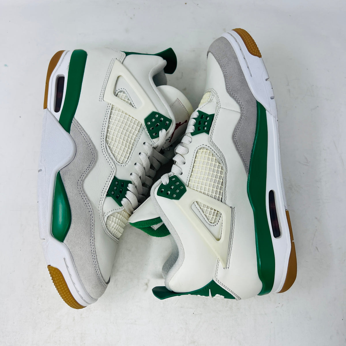 Jordan 4 Retro SB Pine Green