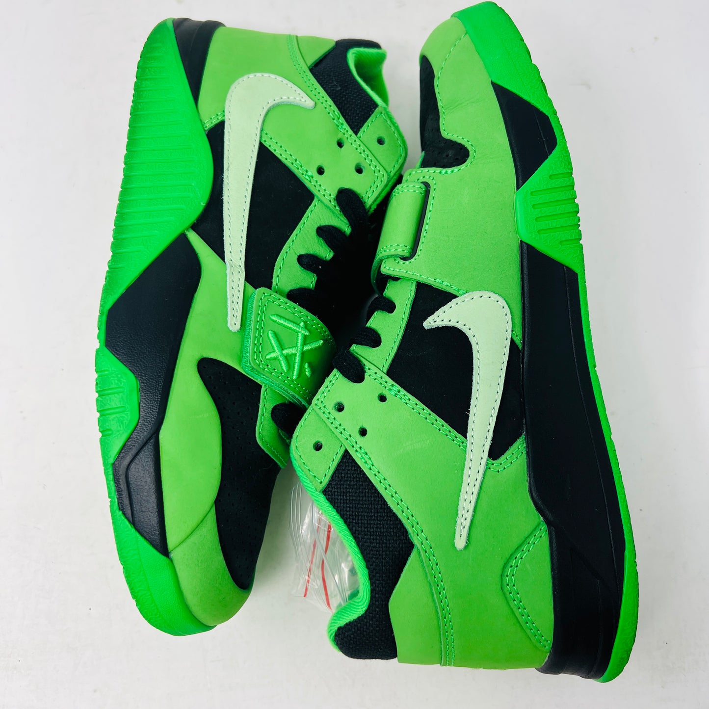 Jordan CJ1 T-Rexx Travis Scott Green Spark