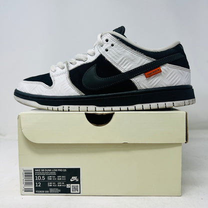 Nike SB Dunk Low TIGHTBOOTH