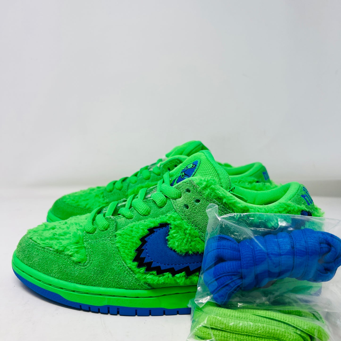 Nike SB Dunk Low Grateful Dead Bears Green