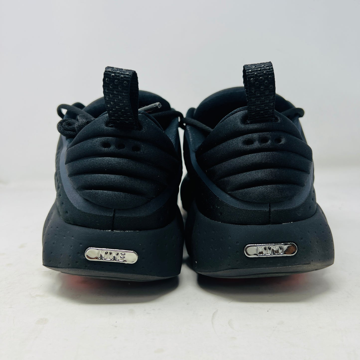 Nike Mind 002 Black Hyper Crimson