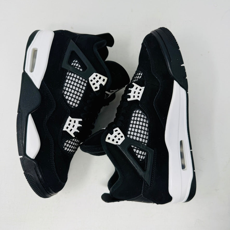 Jordan 4 Retro White Thunder