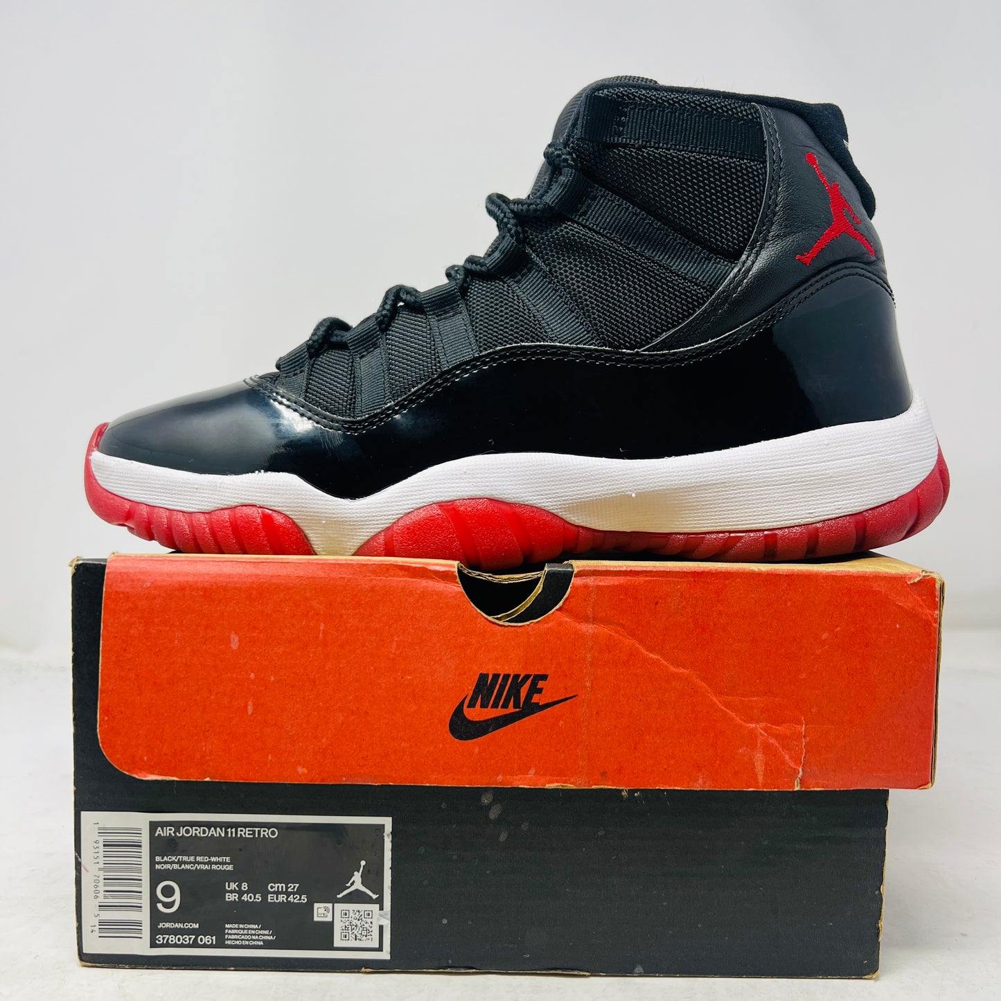 Jordan 11 Retro Playoffs Bred (2019)