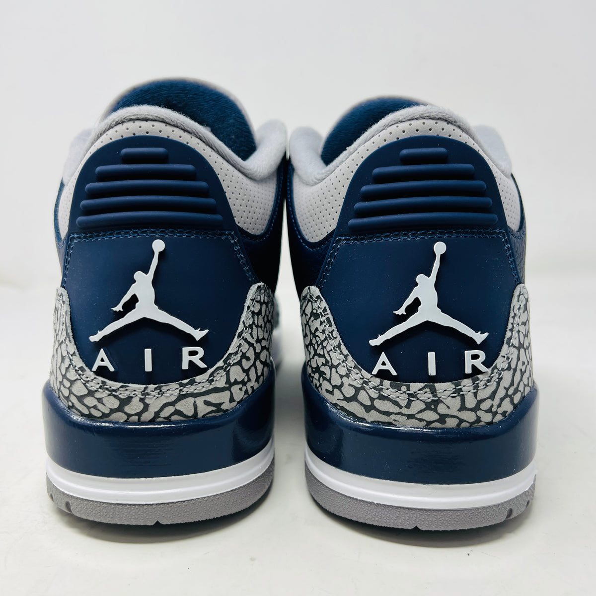 Jordan 3 Retro Georgetown (2021)