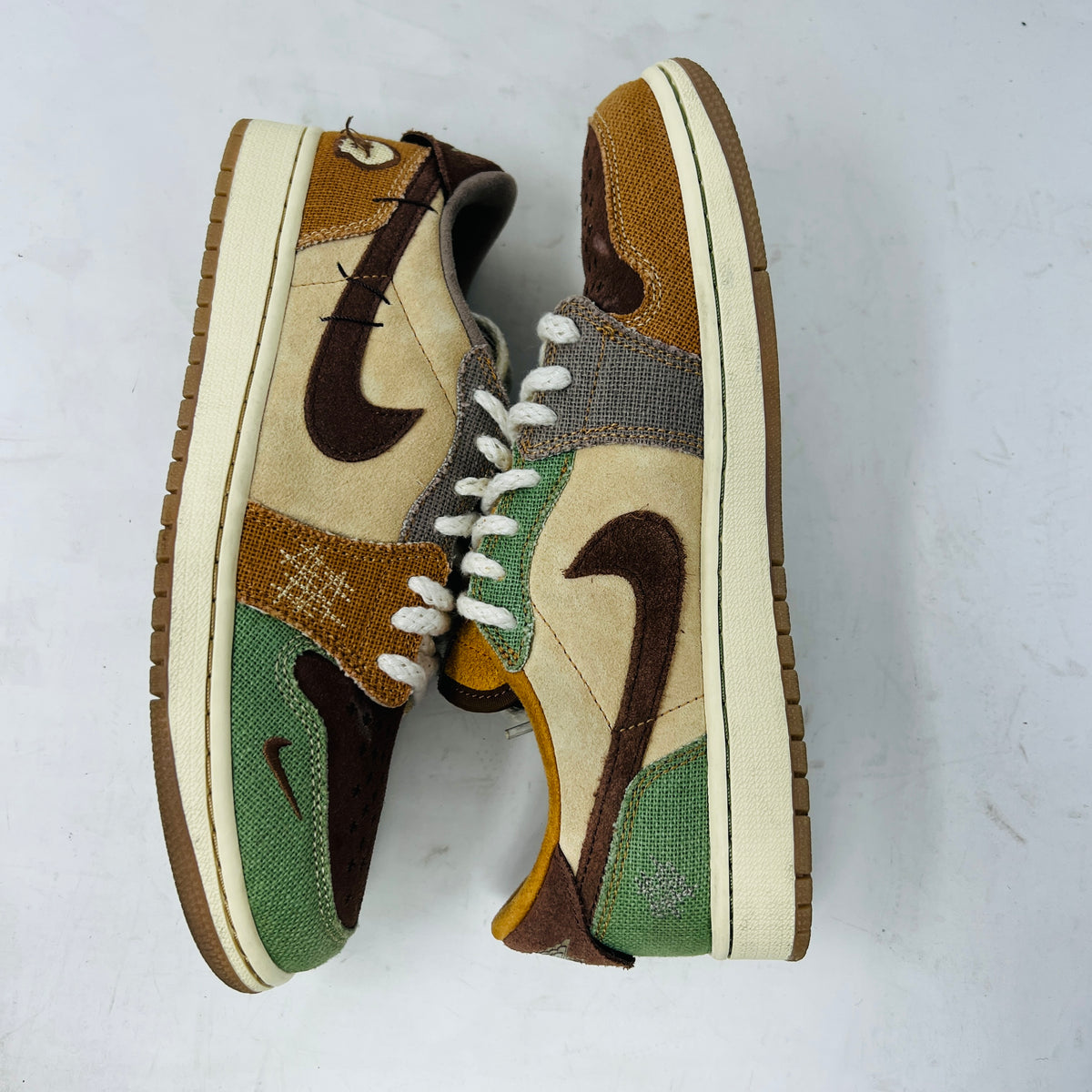 Jordan 1 Retro Low OG Zion Williamson Voodoo